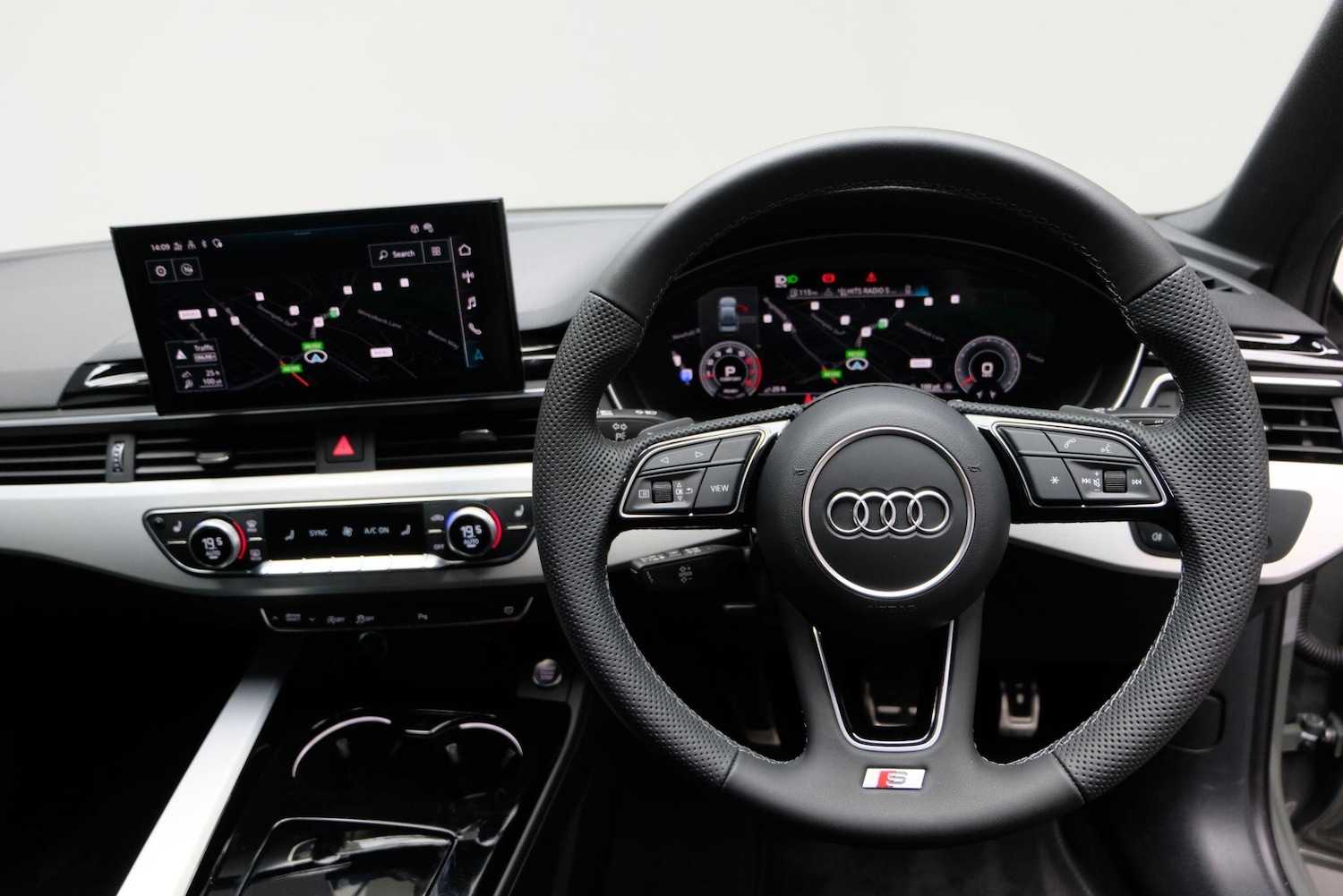 Used Audi A4 2024 for sale - 76122224: Photo 9