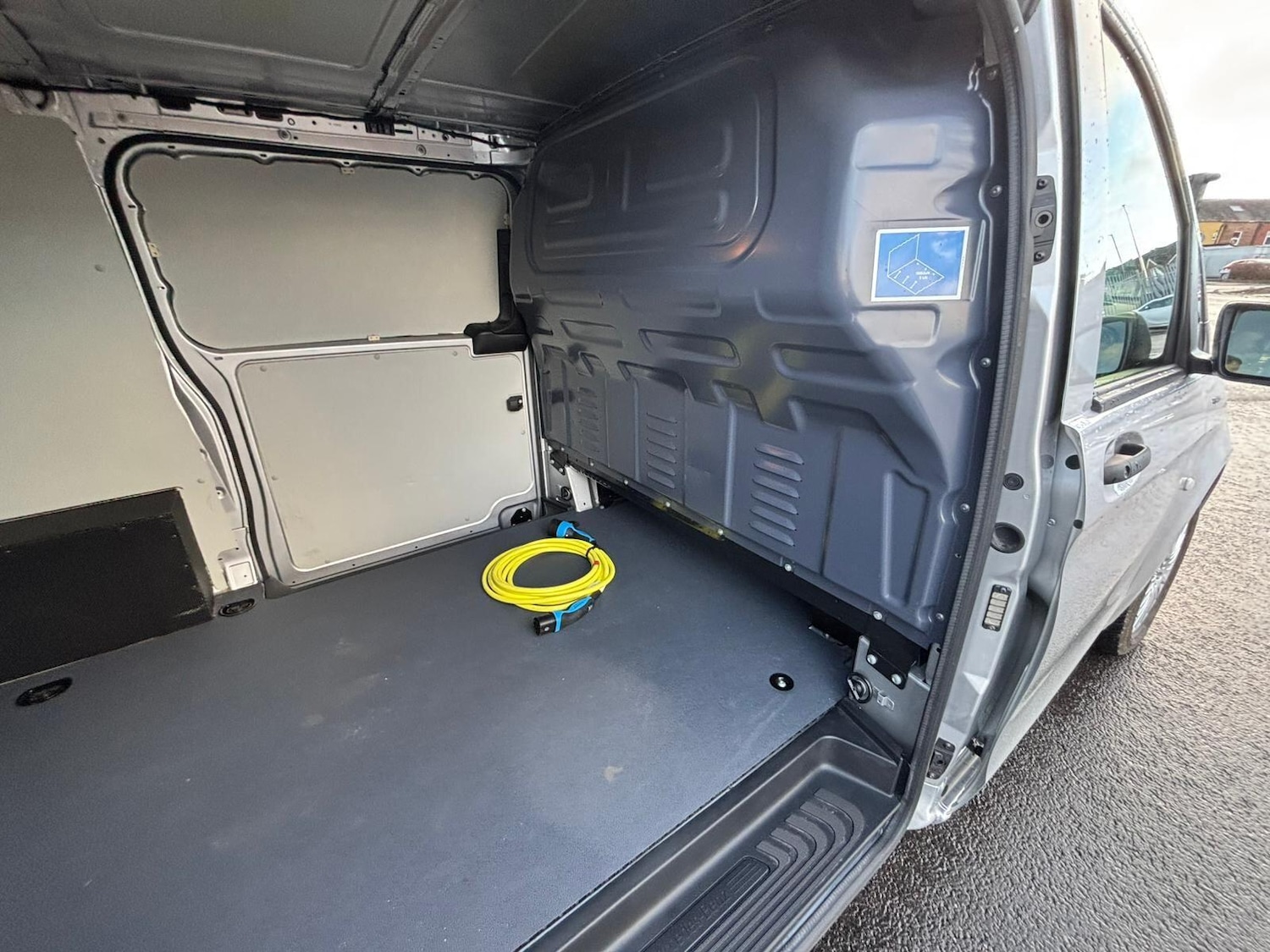 Used Mercedes-Benz Vito 2023 for sale - 77131313: Photo 7