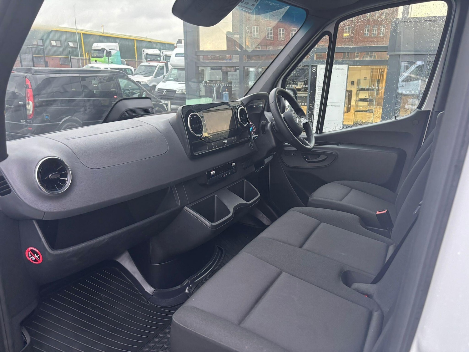 Used Mercedes-Benz Sprinter 2024 for sale - 76485584: Photo 17