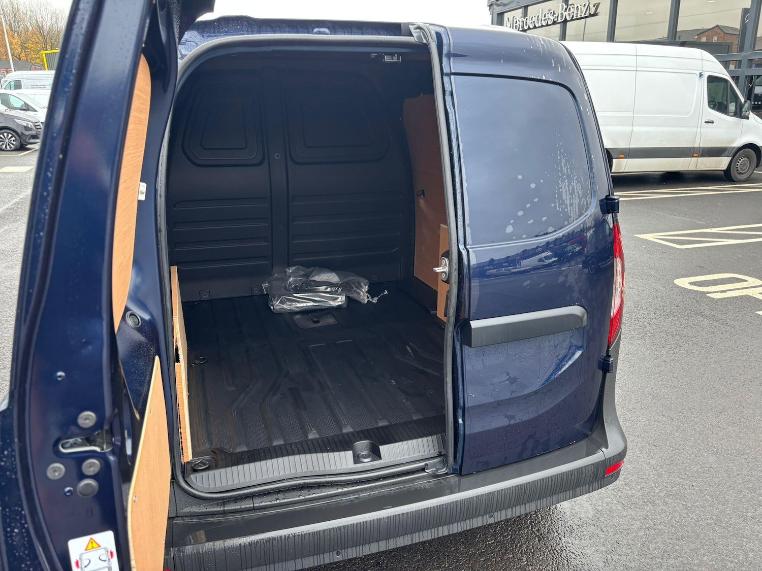 Used Mercedes-Benz Citan 2025 for sale - 76572512: Photo 11