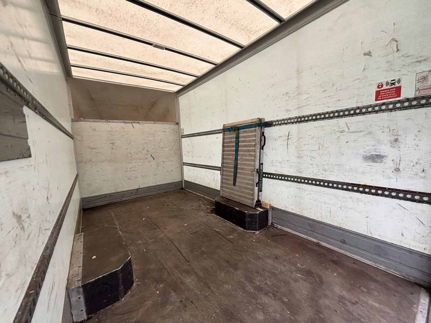 Used Mercedes-Benz Sprinter 2021 for sale - 77723205: Photo 3