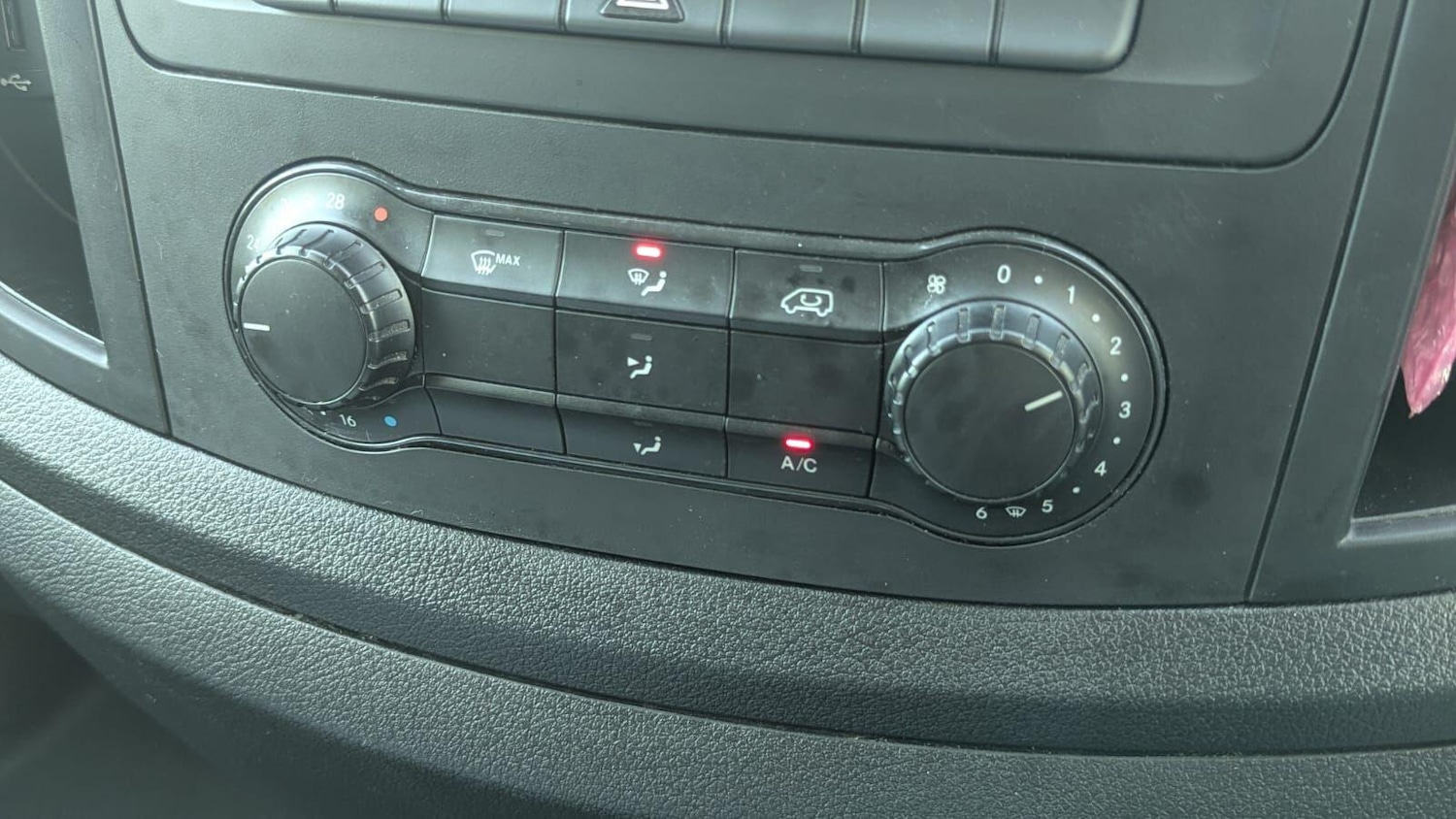 Used Mercedes-Benz Vito 2021 for sale - 77939877: Photo 10