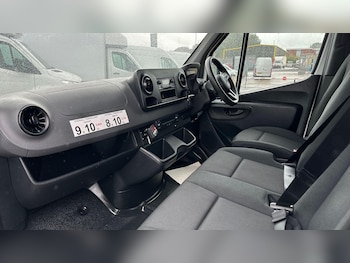 Used Mercedes-Benz Sprinter 2019 for sale - 78504900: Photo