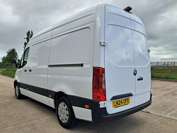 Used Mercedes-Benz Sprinter 2024 for sale - 76539052: Photo