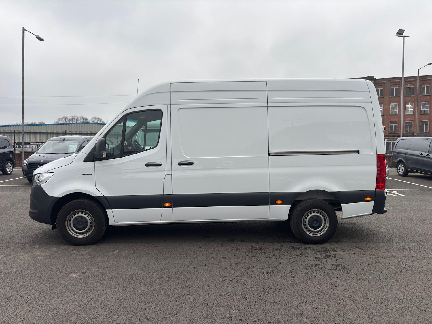 Used Mercedes-Benz Sprinter 2025 for sale - 77425027: Photo 3