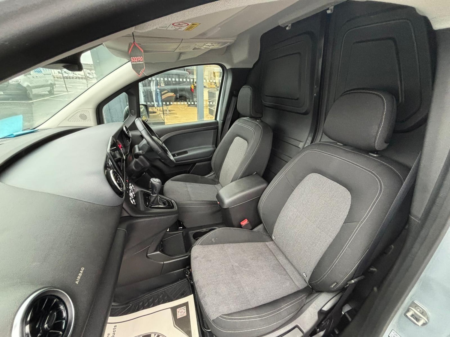 Used Mercedes-Benz Citan 2024 for sale - 76992037: Photo 16