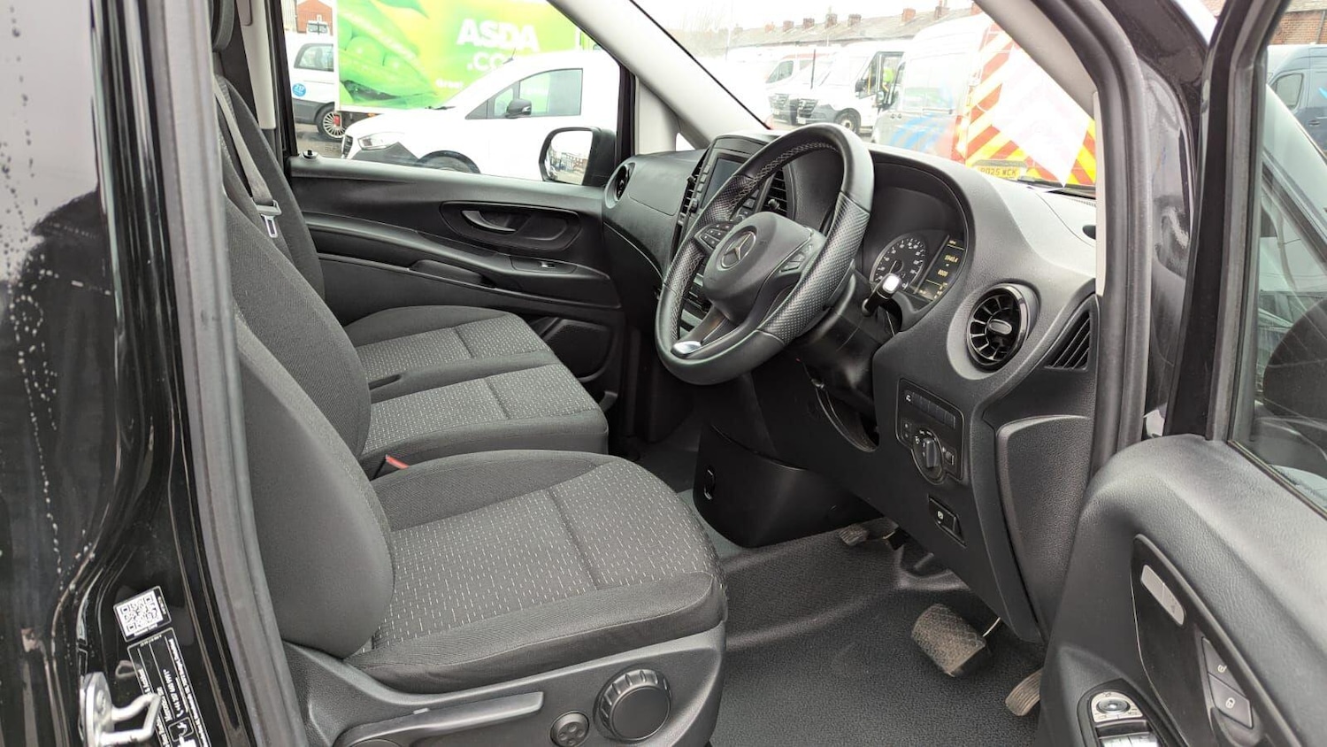Used Mercedes-Benz Vito 2023 for sale - 77426083: Photo 11