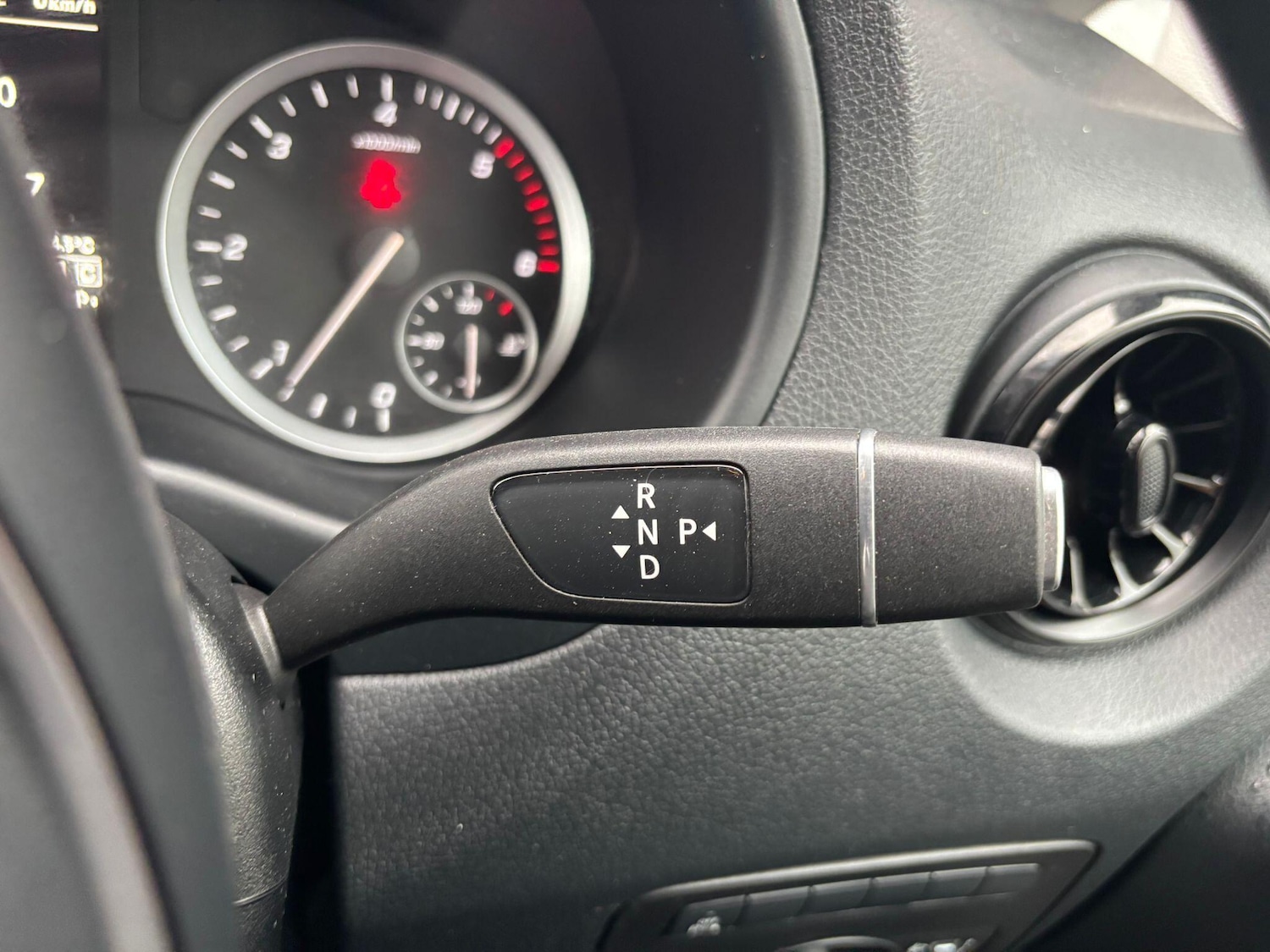 Used Mercedes-Benz Vito 2022 for sale - 76159160: Photo 24