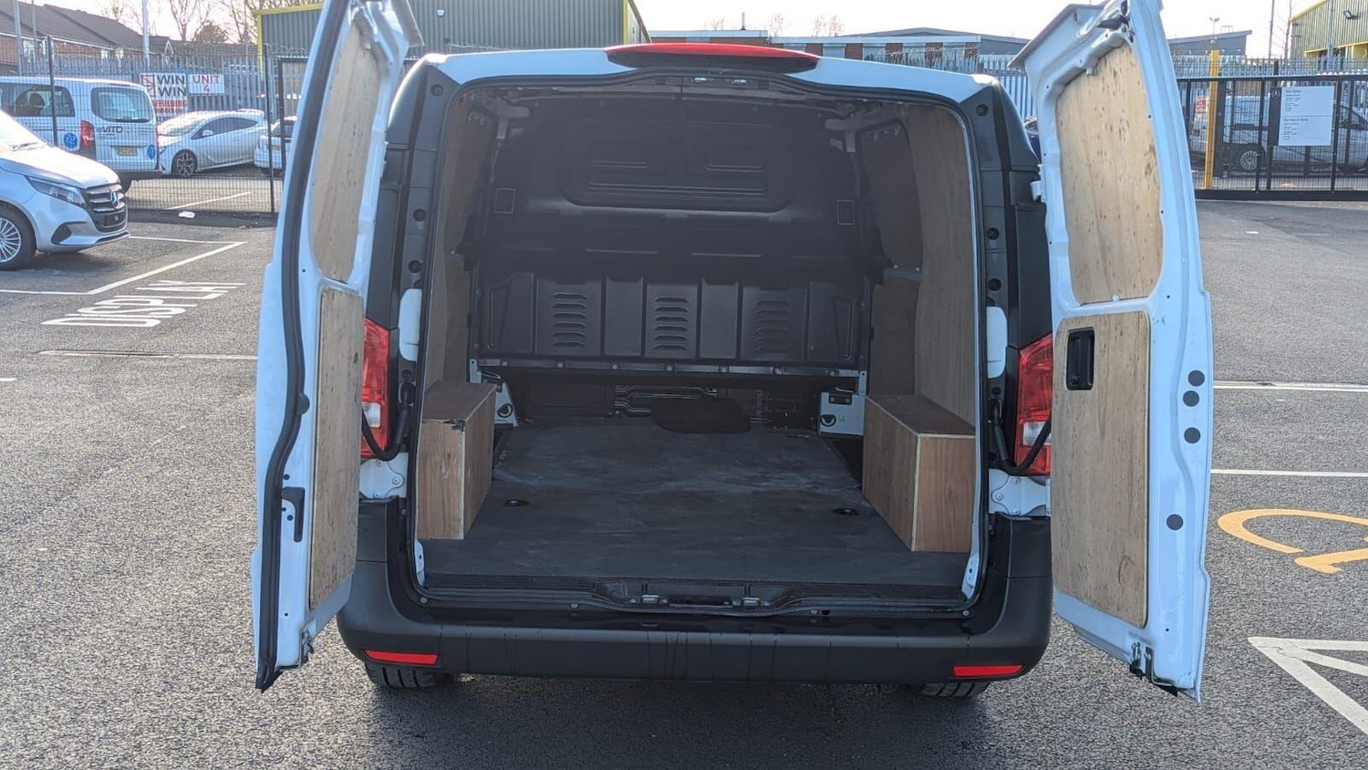 Used Mercedes-Benz Vito 2023 for sale - 77939884: Photo 16