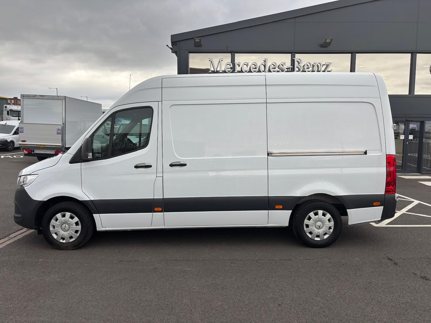 Used Mercedes-Benz Sprinter 2024 for sale - 76457693: Photo 2