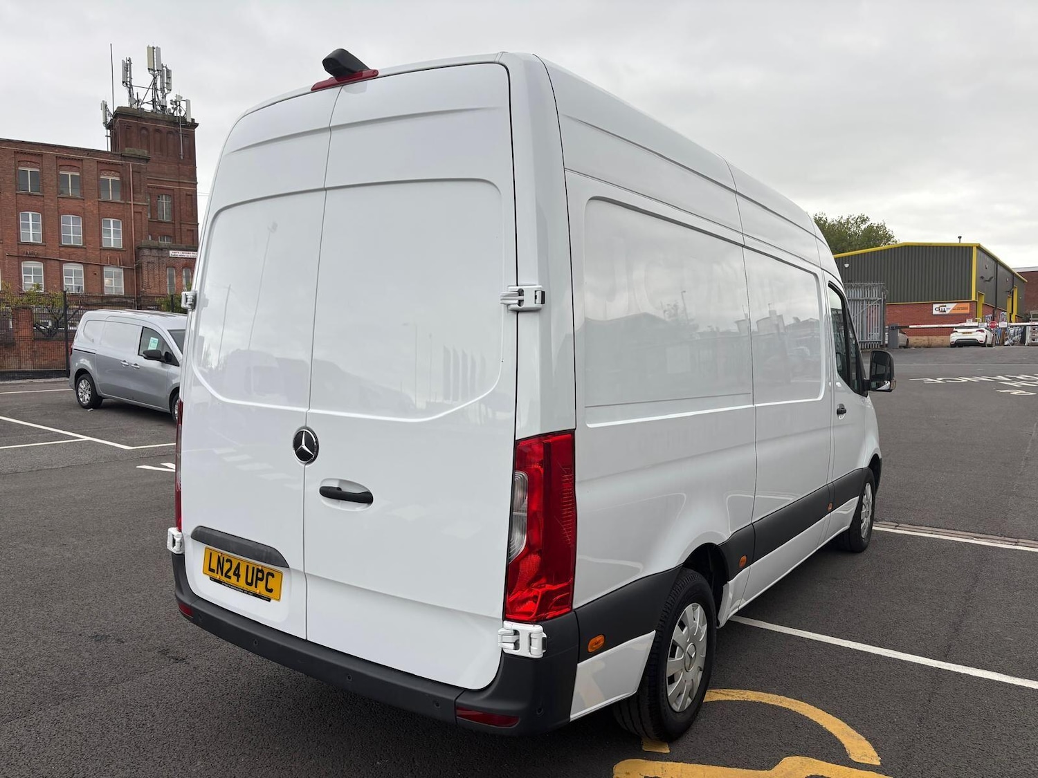 Used Mercedes-Benz Sprinter 2024 for sale - 76457693: Photo 9