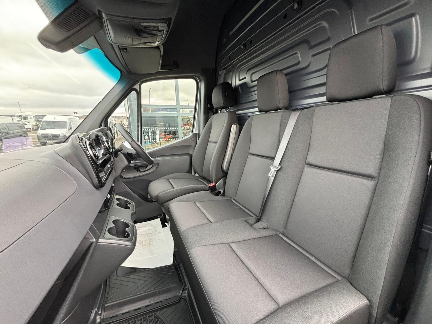 Used Mercedes-Benz Sprinter 2025 for sale - 77537773: Photo 10