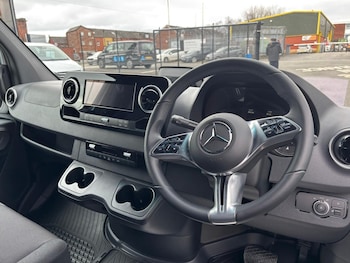 Used Mercedes-Benz Sprinter 2025 for sale - 77537773: Photo