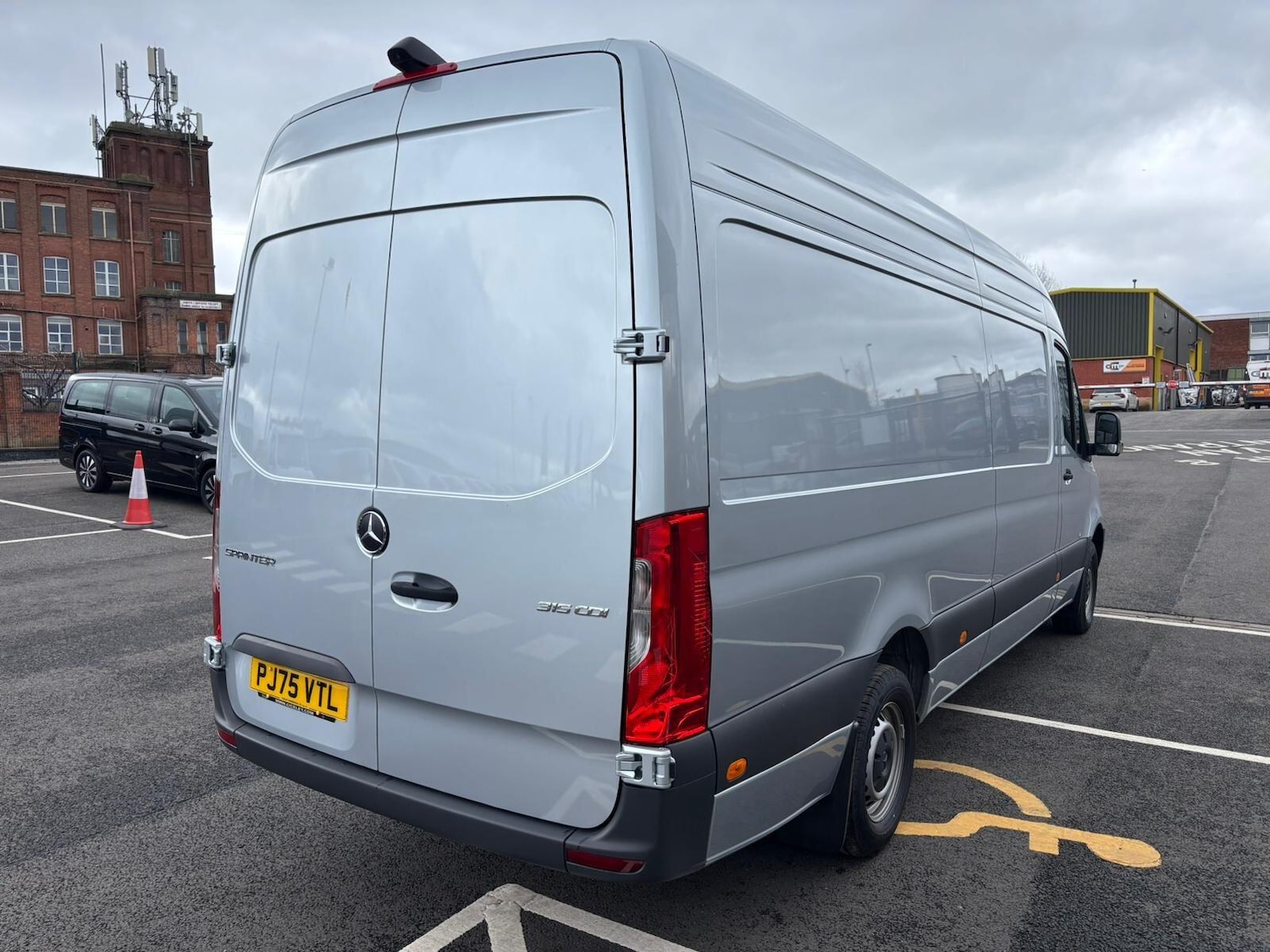 Used Mercedes-Benz Sprinter 2025 for sale - 77537773: Photo 8
