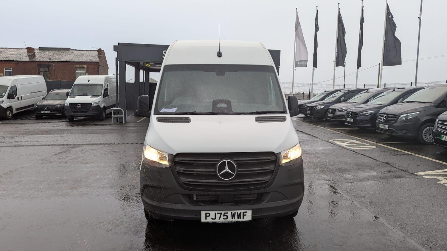 Used Mercedes-Benz Sprinter 2025 for sale - 77695418: Photo 2
