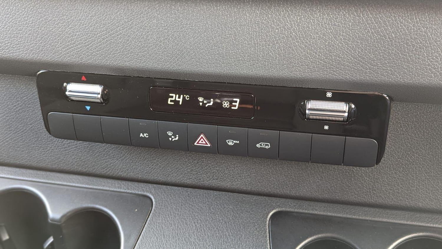 Used Mercedes-Benz Sprinter 2025 for sale - 77839019: Photo 18