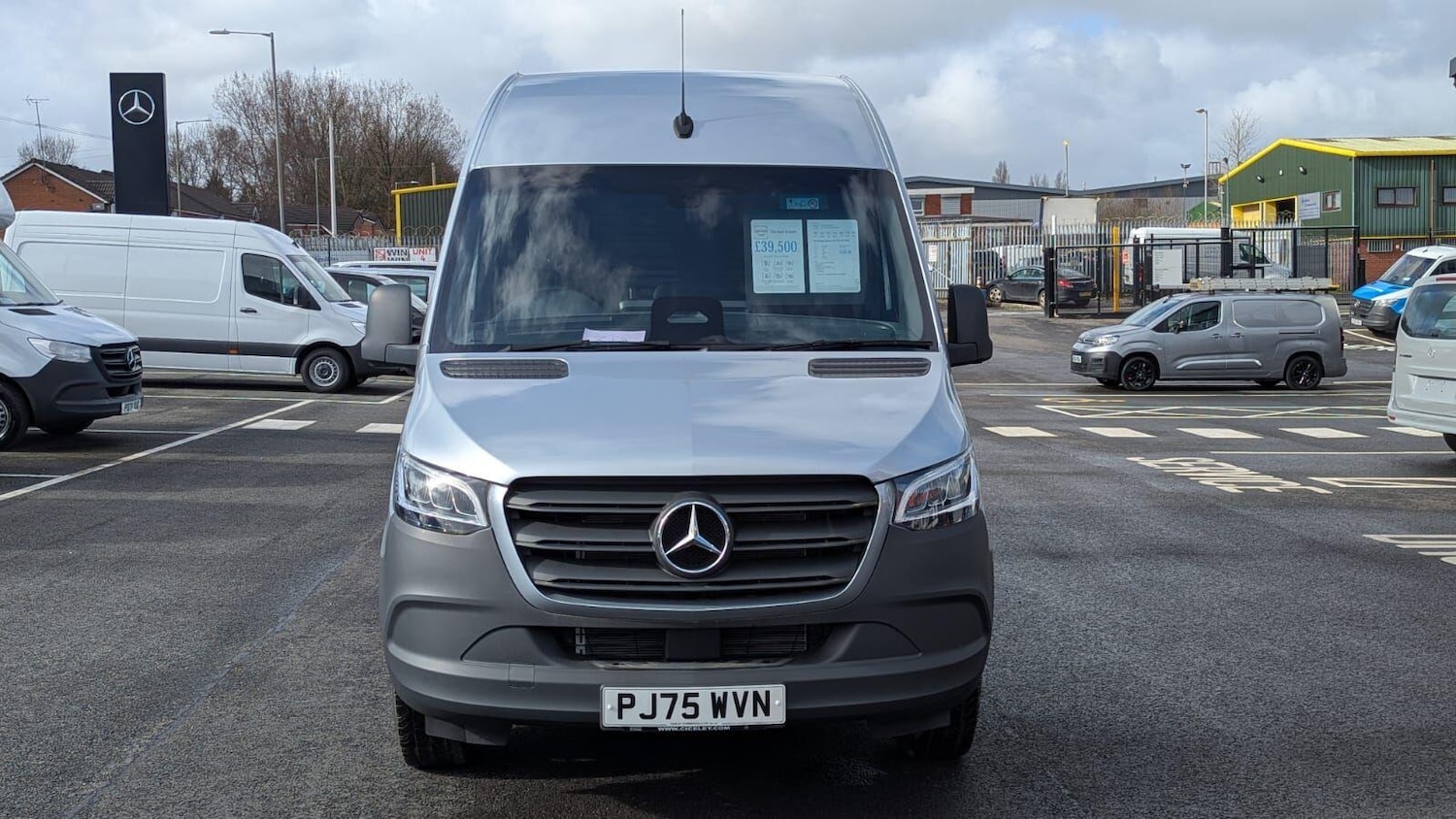 Used Mercedes-Benz Sprinter 2025 for sale - 77839019: Photo 2
