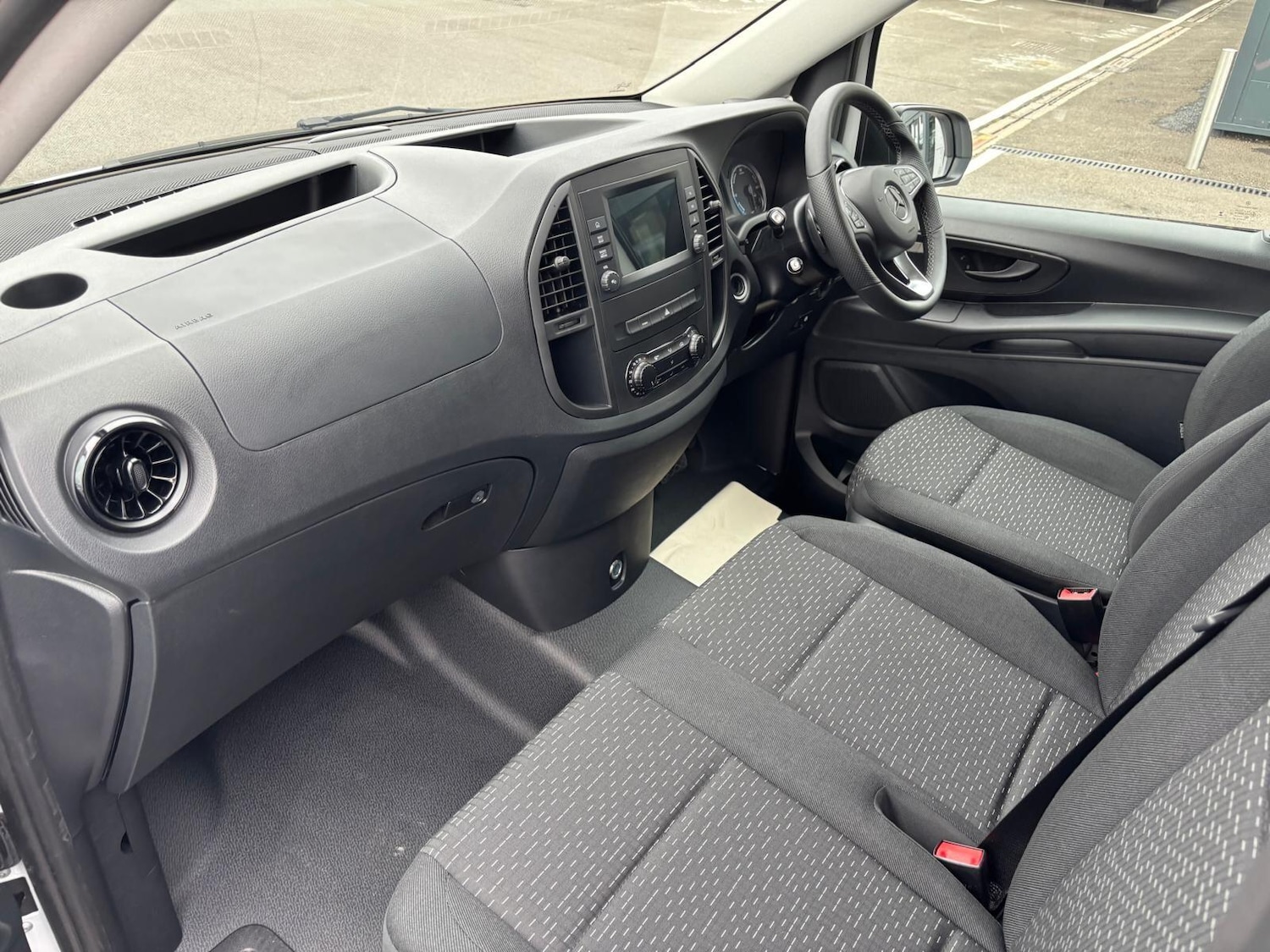 Used Mercedes-Benz Vito for sale - 77174462: Photo 2