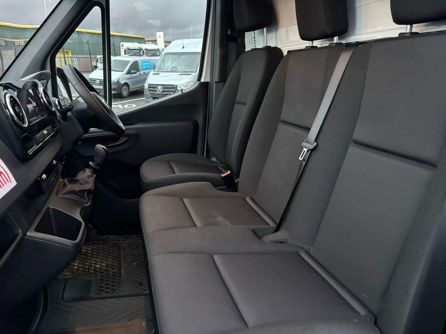 Used Mercedes-Benz Sprinter 2025 for sale - 76886504: Photo 11