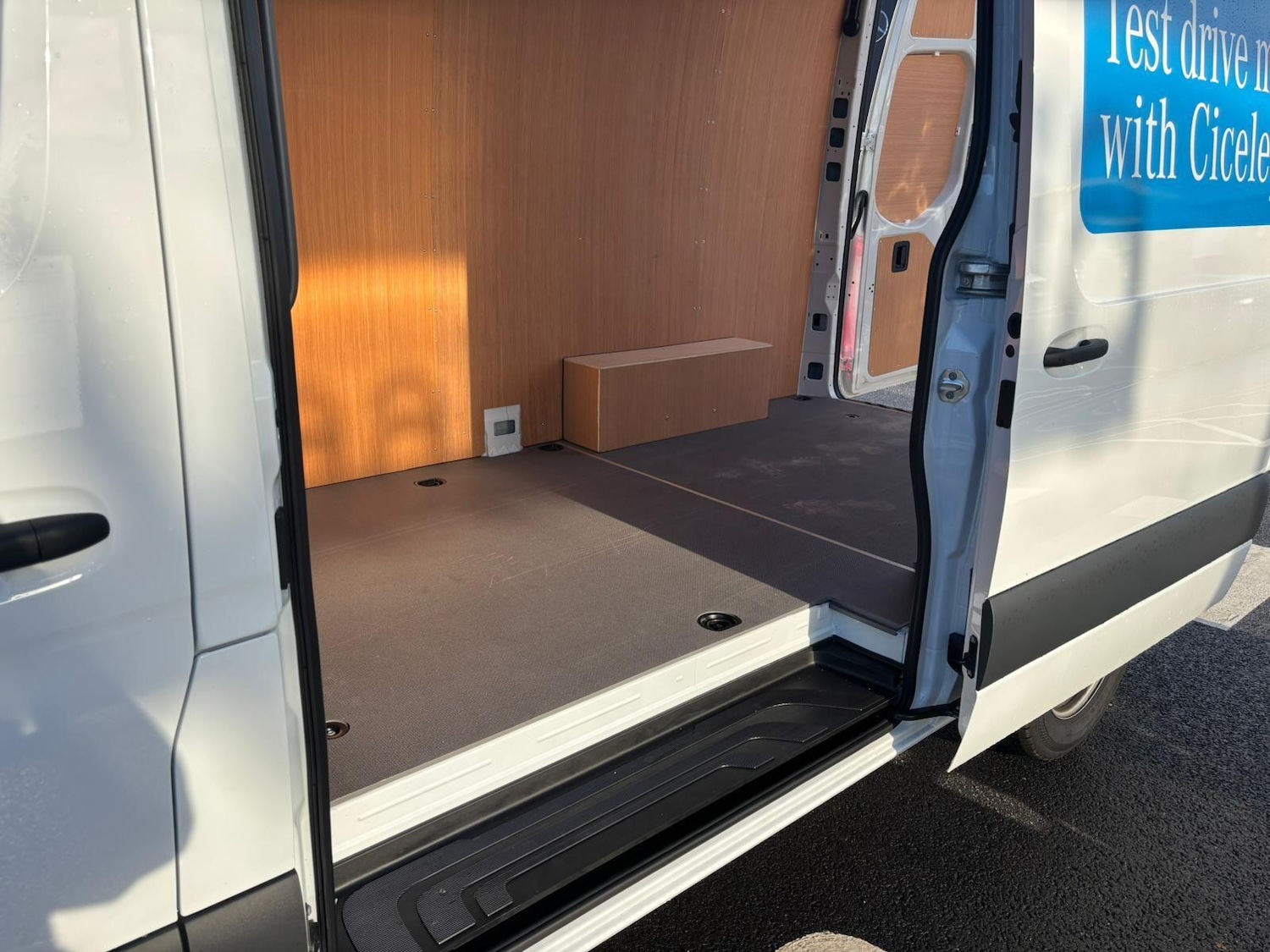 Used Mercedes-Benz Sprinter 2025 for sale - 76538456: Photo 13