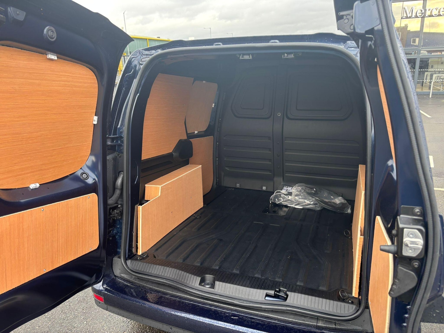 Used Mercedes-Benz Citan 2025 for sale - 76498645: Photo 11