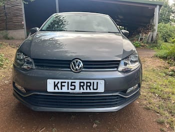 Used Volkswagen Polo 2015 for sale - 79688372: Photo