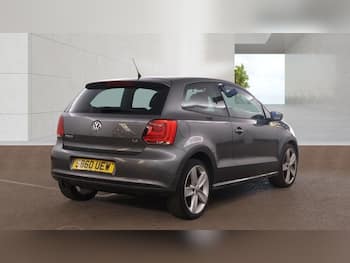 Used Volkswagen Polo 2011 for sale - 79687923: Photo