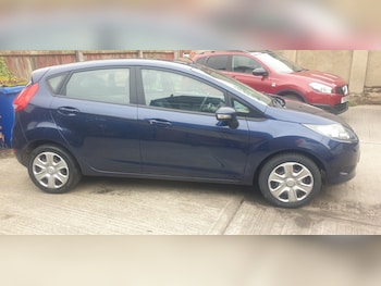 Used Ford Fiesta 2011 for sale - 75999309: Photo