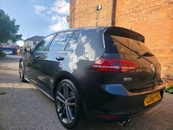 Used Volkswagen Golf 2016 for sale - 76063827: Photo