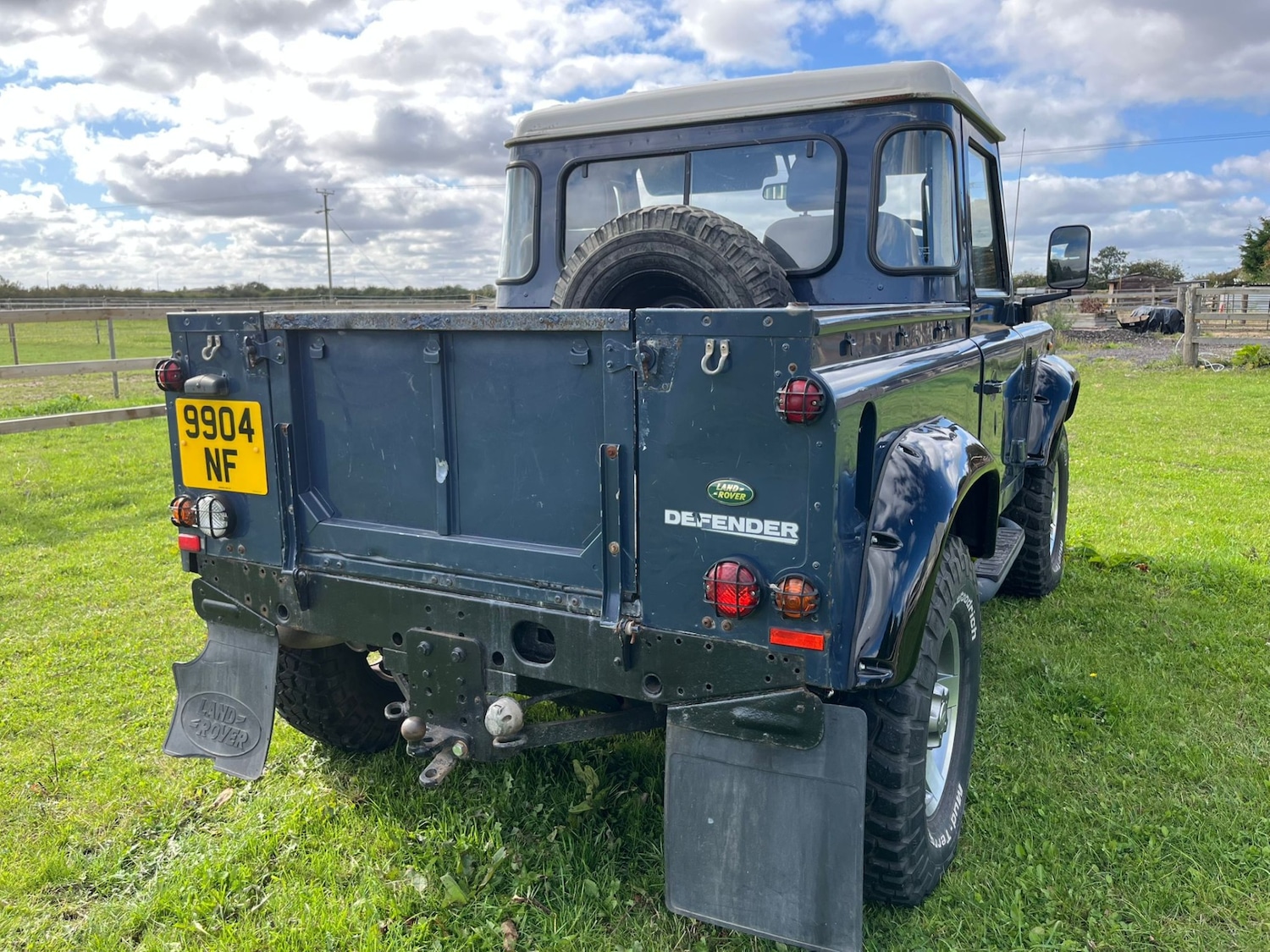 Used Land Rover Defender 2009 for sale - 75981805: Photo 4