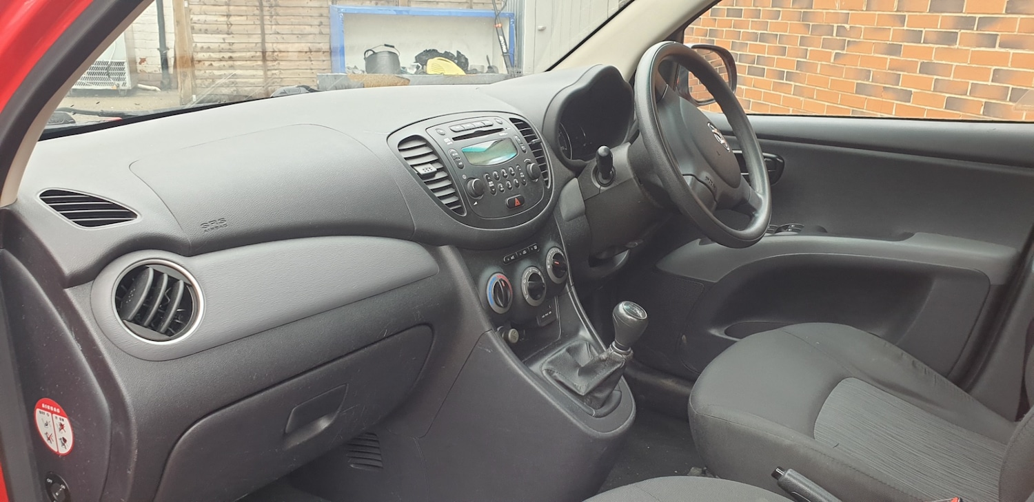 Used Hyundai i10 2013 for sale - 76969440: Photo 11