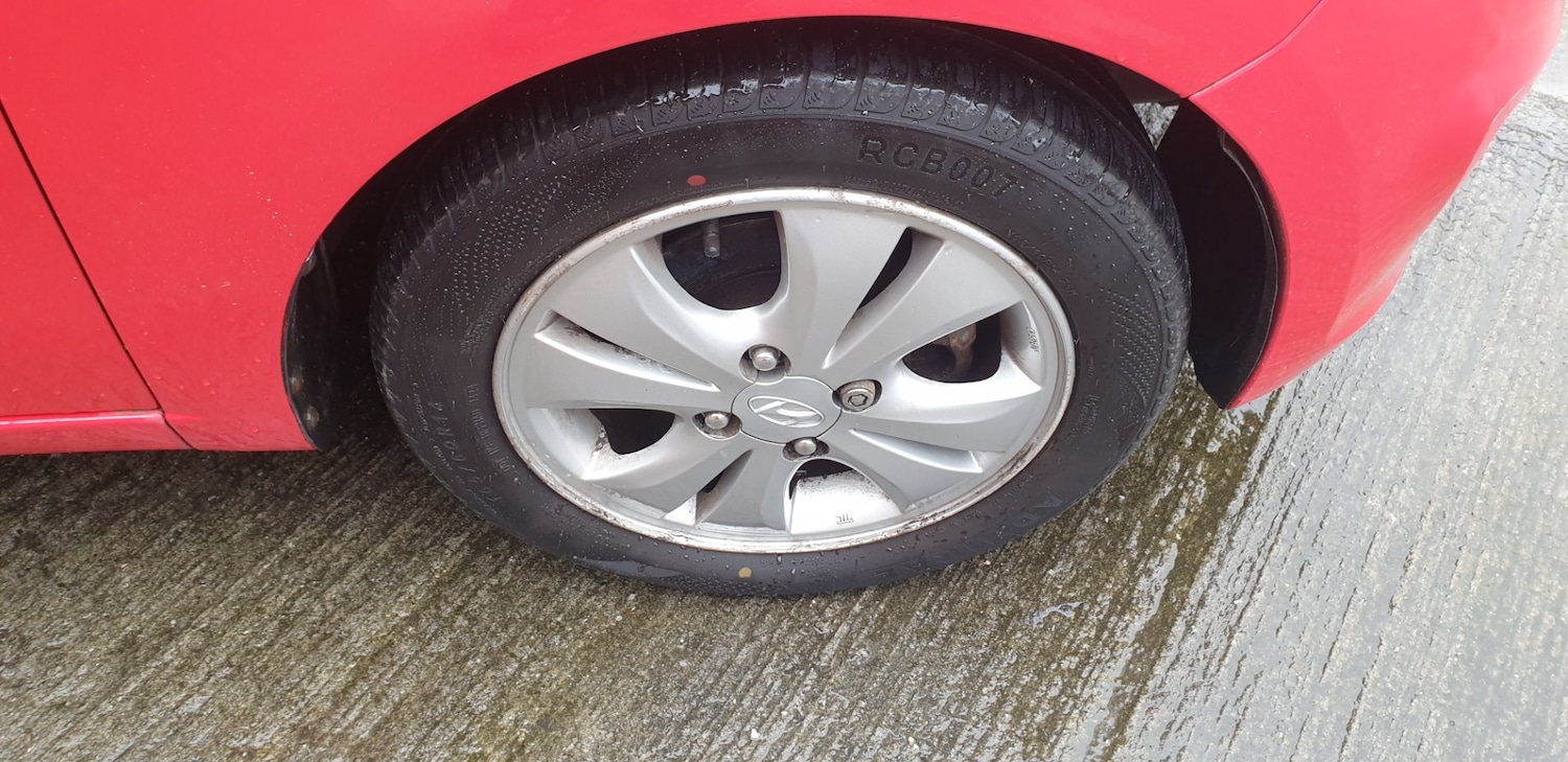 Used Hyundai i10 2013 for sale - 76969440: Photo 12