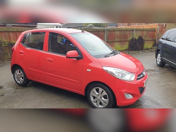 Used Hyundai i10 2013 for sale - 76969440: Photo