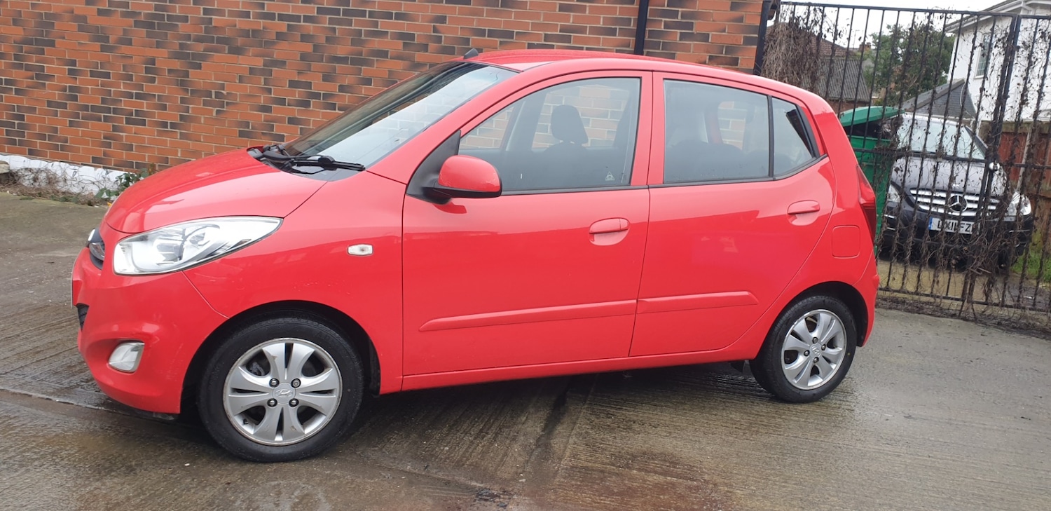 Used Hyundai i10 2013 for sale - 76969440: Photo 3