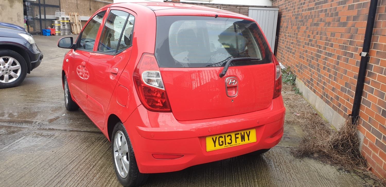Used Hyundai i10 2013 for sale - 76969440: Photo 5