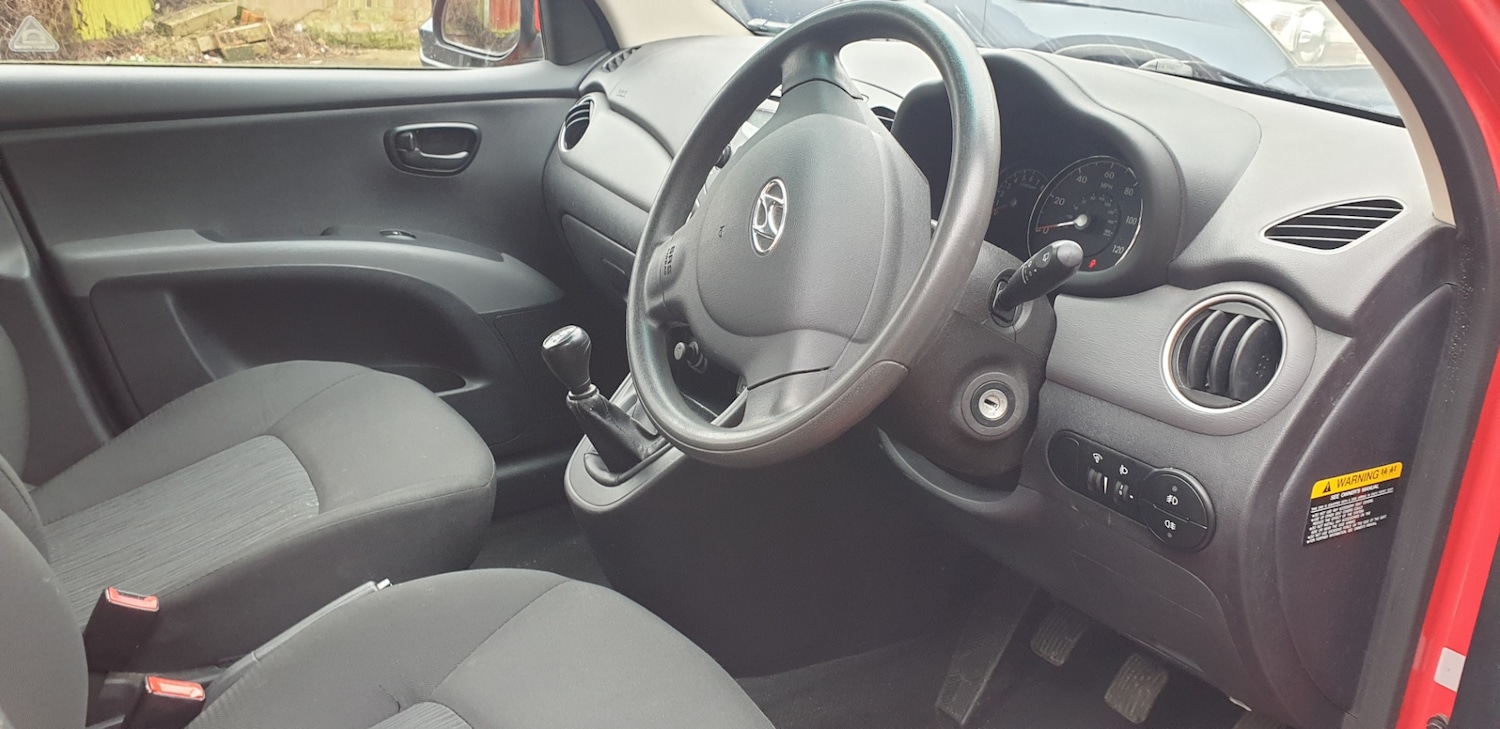 Used Hyundai i10 2013 for sale - 76969440: Photo 7