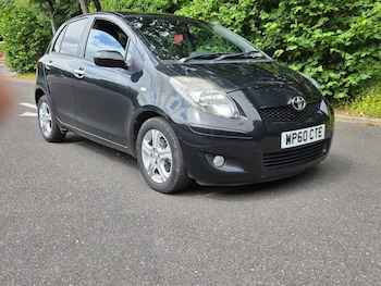 Used Toyota Yaris 2011 for sale - 79057024: Photo