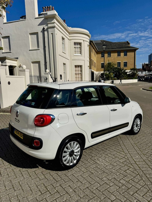 Used Fiat 500L 2014 for sale - 76273398: Photo 2