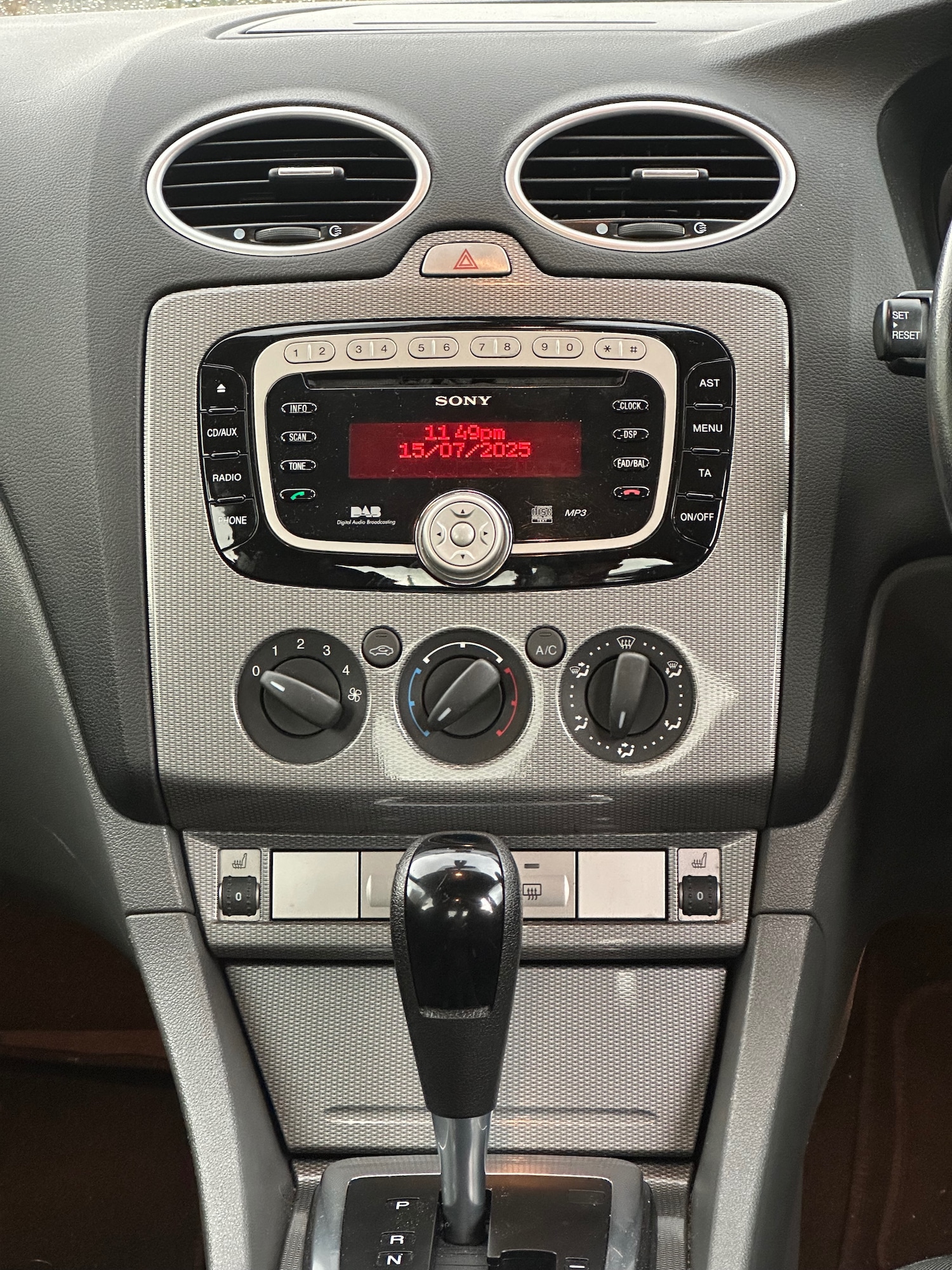 Used Ford Focus 2010 for sale - 76100585: Photo 13