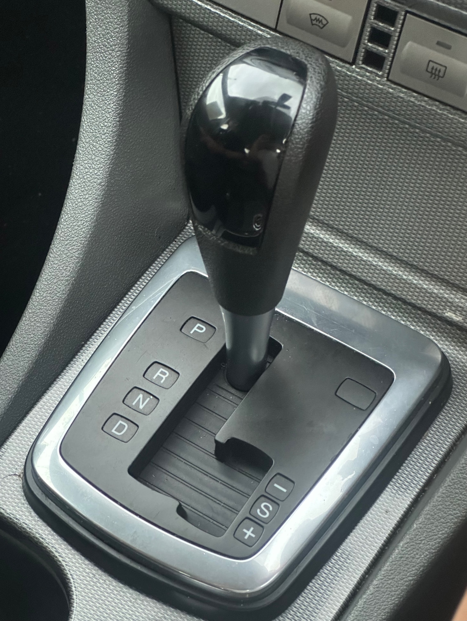 Used Ford Focus 2010 for sale - 76100585: Photo 21