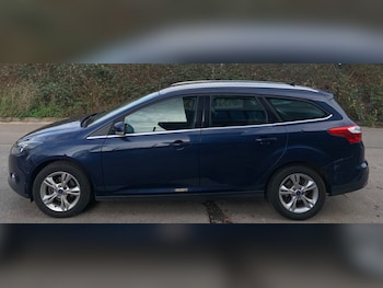 Used Ford Focus 2011 for sale - 76580603: Photo