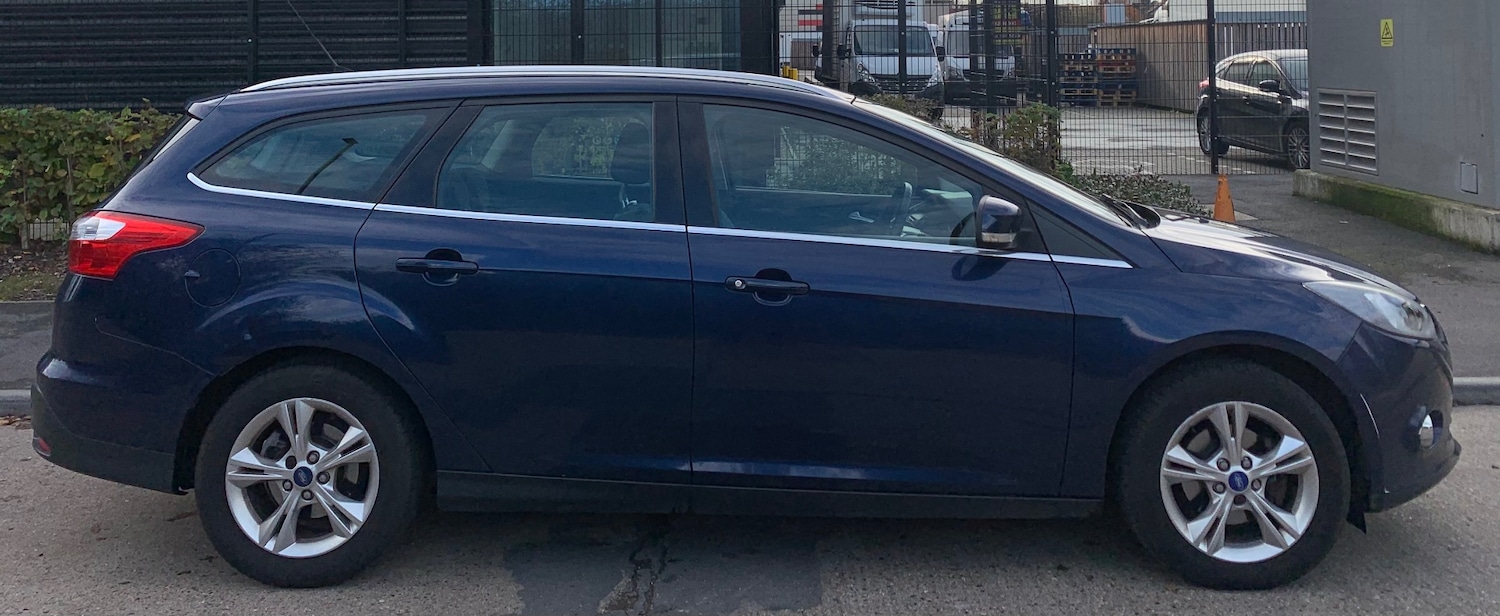 Used Ford Focus 2011 for sale - 76580603: Photo 7