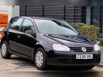 Volkswagen - Golf