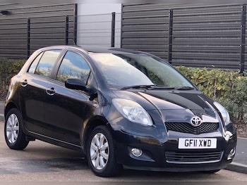Used Toyota Yaris 2011 for sale - 76576698: Photo