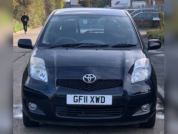 Used Toyota Yaris 2011 for sale - 76576698: Photo