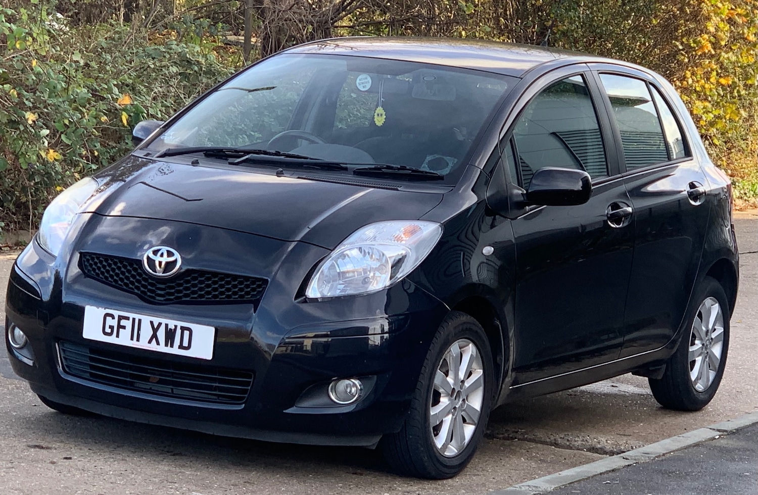 Used Toyota Yaris 2011 for sale - 76576698: Photo 3