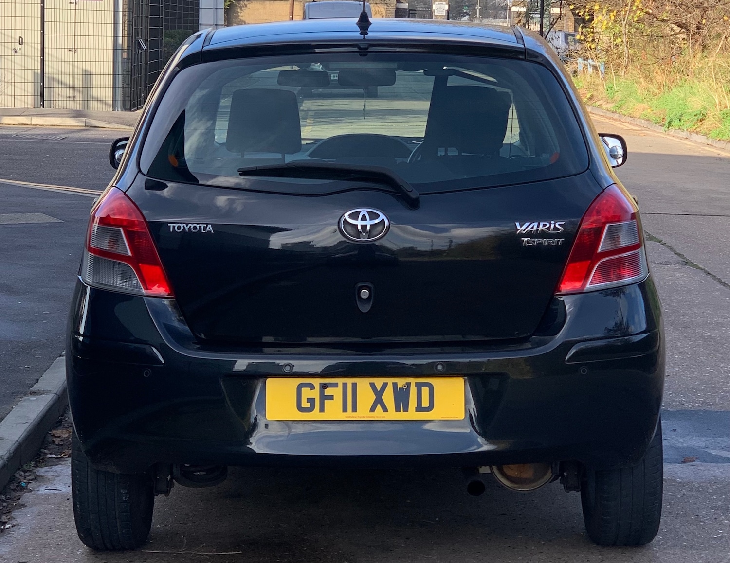 Used Toyota Yaris 2011 for sale - 76576698: Photo 4