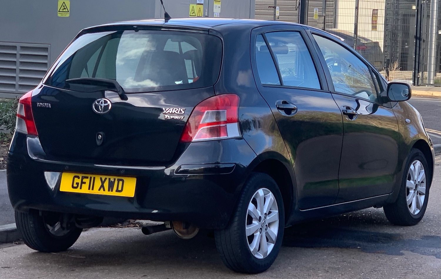 Used Toyota Yaris 2011 for sale - 76576698: Photo 9