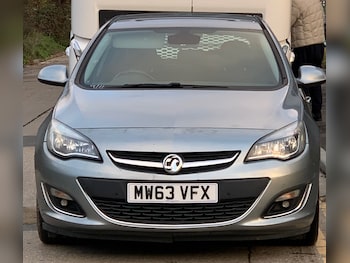 Used Vauxhall Astra 2014 for sale - 76664656: Photo