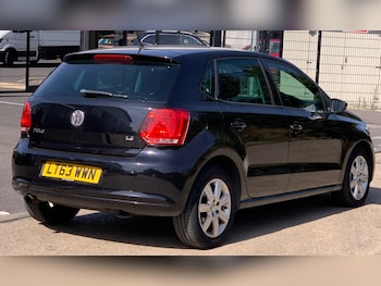 Used Volkswagen Polo 2014 for sale - 79330181: Photo